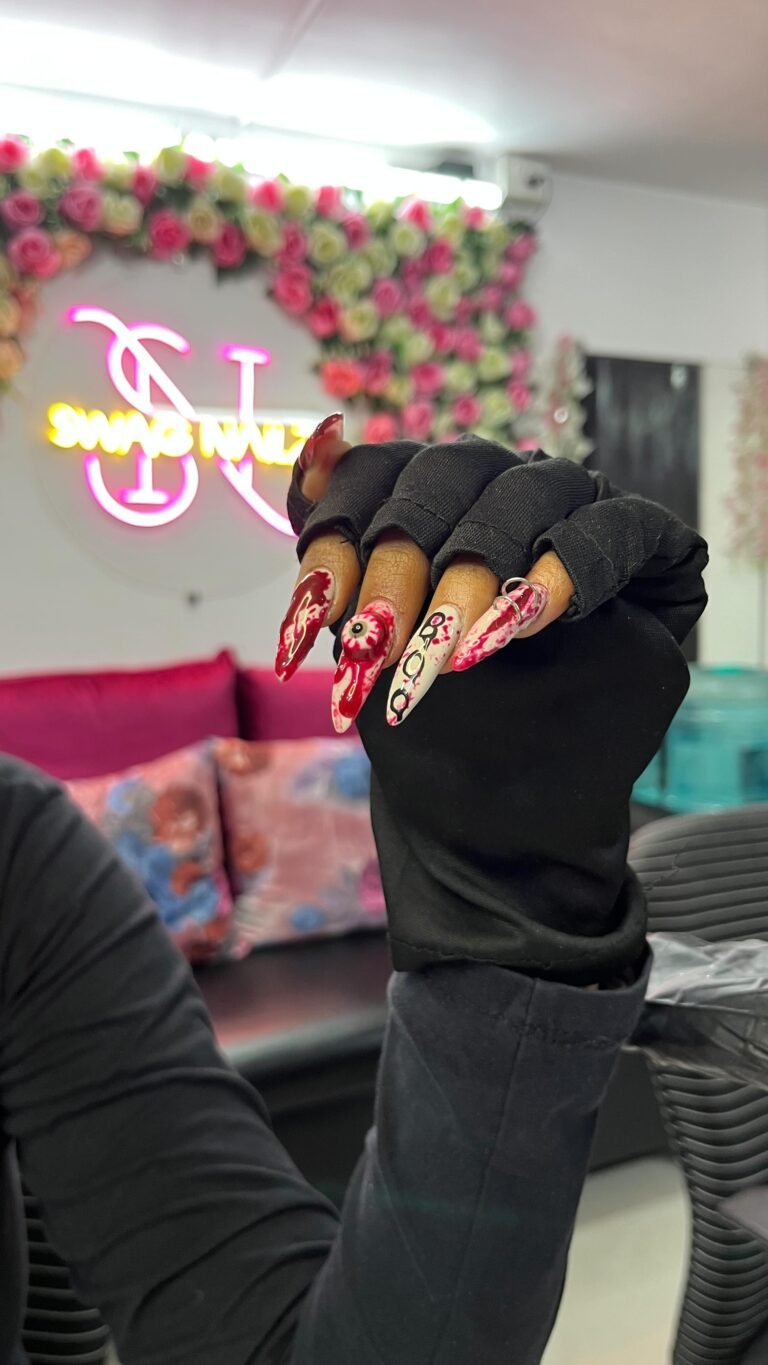 Instagram post from swagnailz.in. This post is in position 3.